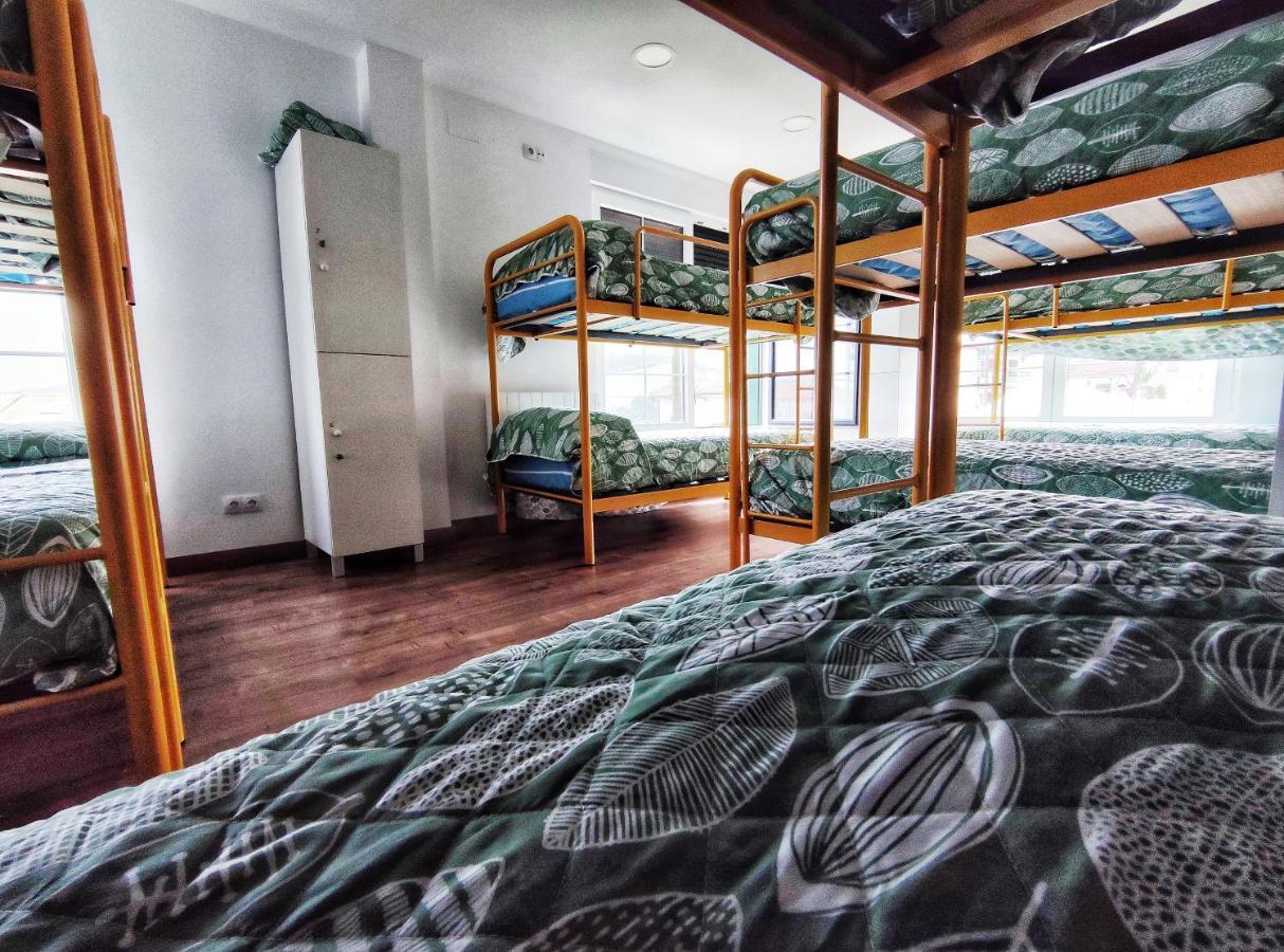 Albergue De Santullan 카스트로우르디알레스 외부 사진